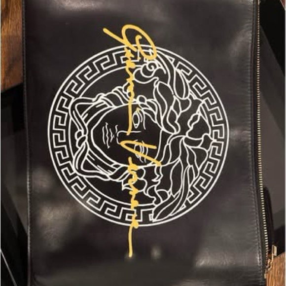 Versace Black Envelope with Silver Logo - Picture 4 of 6